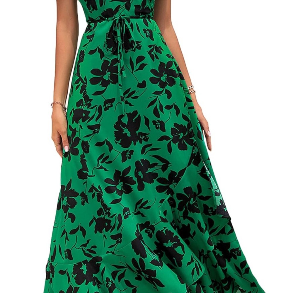 Chic Green Floral Maxi Dress